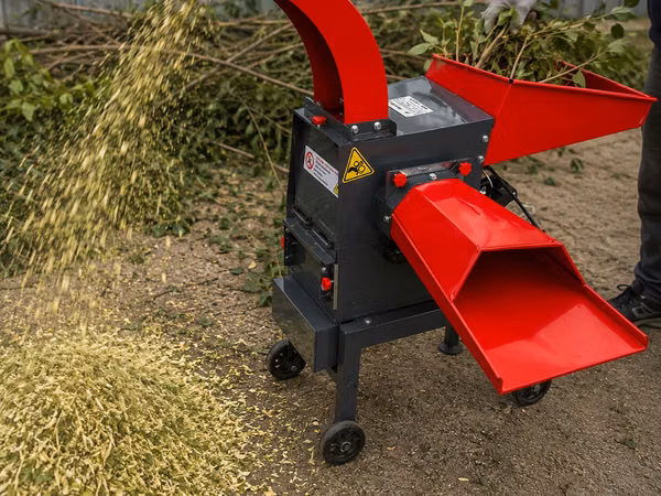 Измельчитель кормов Demetra DM-400-24 PRO