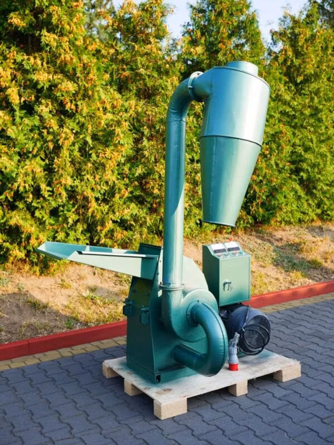 Moară-tocator profesional cu ciclon 11 KW, motor inclus