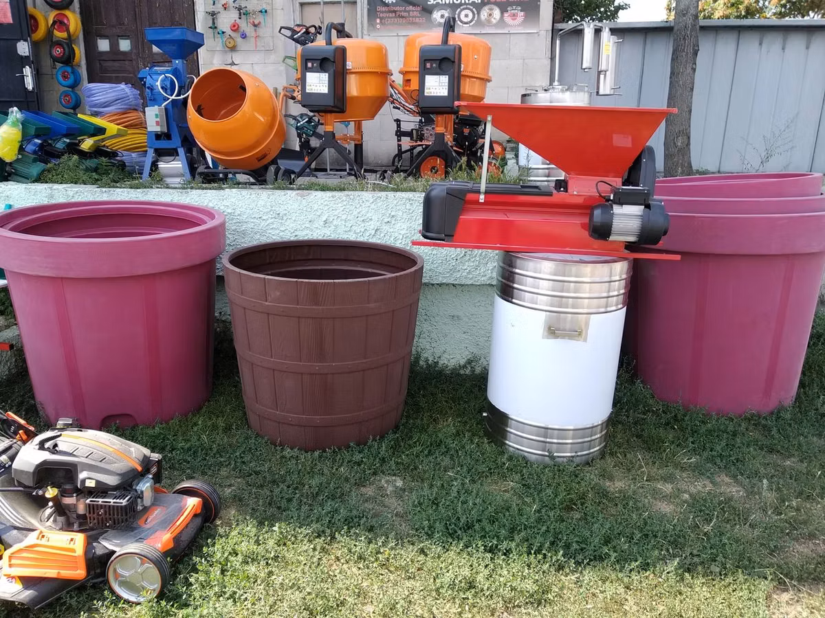 Căzi simple și de tip lemn din masă plastică alimentara