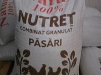 Nutret kombinat granulat pentru pui — Foto 3