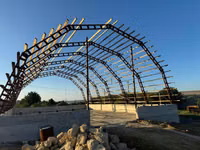 Carcasă pentru angar/Ангар/Hală//Angar/Depozit/Hambar — الصورة 3