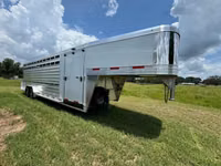 2026 Exiss Trailers STC 7026 Show Cattle Trailer Gooseneck Livestock Trailer — الصورة 2