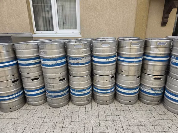 Pret ofertă de la 5 Butoaie!!! inox 20,25,30,50 litri .
