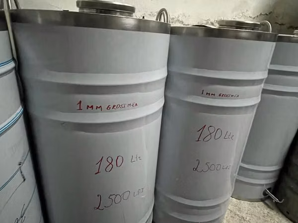 Butoaie din inox pentru vin,bere ,tuica.