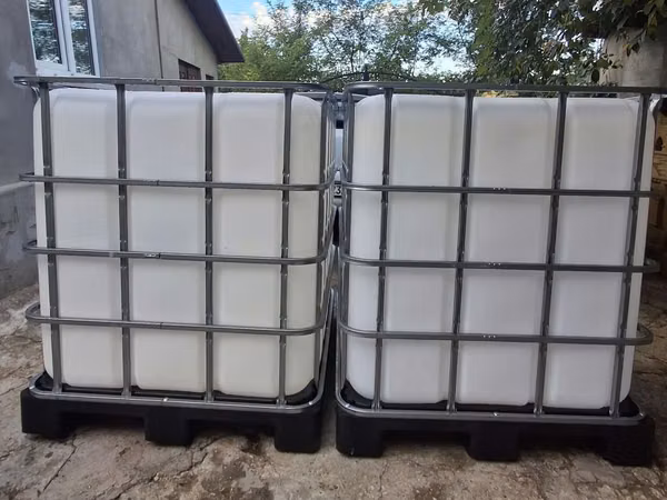 Butoi din plastic 1000 L
