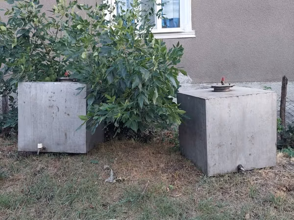 Продаются 2 нержавеющие бочки