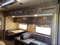 2017 Trails West Sierra Prestige 831 Gooseneck Horse Trailer — сүрөт 5