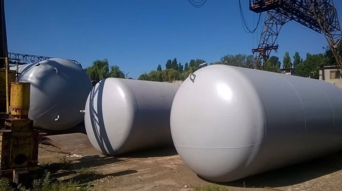 Cisterne /Buncăre /Rezervoare / Цистерны / Ёмкости / Бункера: 1m3 - 100 m3