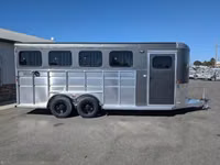 2026 C&B Maverick Bumper Pull Horse Trailer — Foto 2