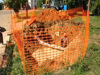 Аварийная пластиковая сетка.Plasă pentru protecție şantier.Plasa pentru umbrire. — foto 4
