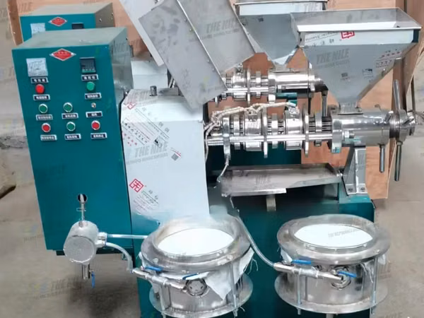 Screw Oil Press Machine With Oil Filter Heater Kenya Stock