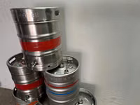 Keg din inox de sub bere. — Foto 3