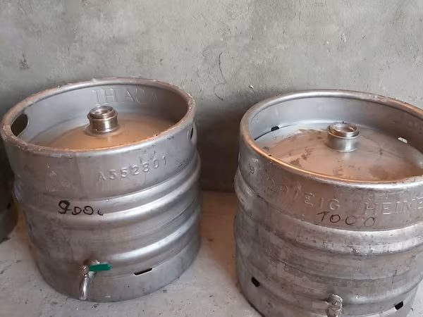 Butoi inox 30 litre 800 lei