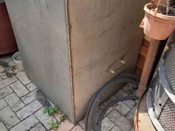 Vând vase din inox alimentar (500L, dimensiuni 100x100x50) și Cazan inox 300L