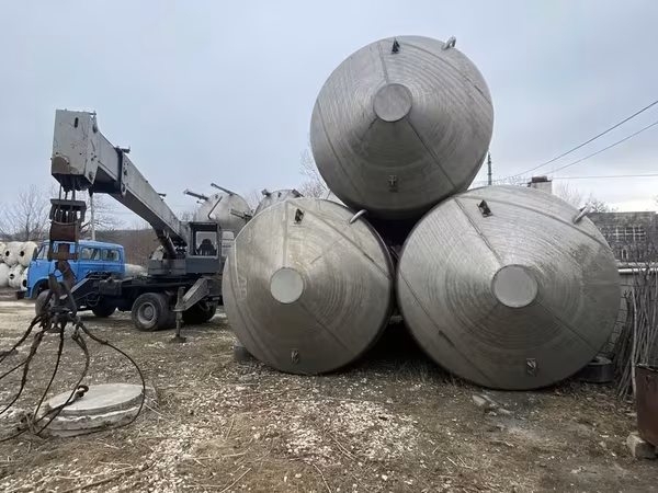 Cisterne Inox Verticale cu picioare V 50m3, Stare foarte buna