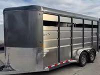 Maverick Trailers Standard Steel Horse Trailer — Foto 1
